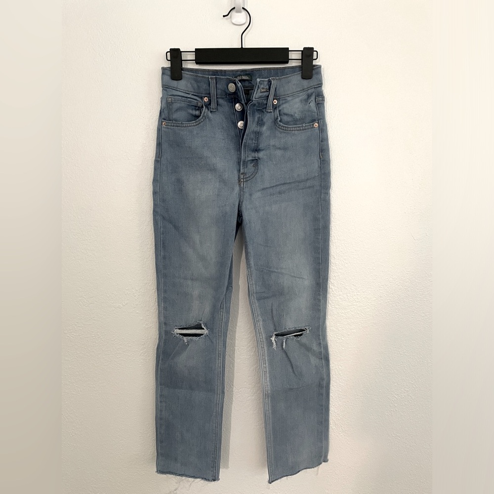 Target - Wild Fable straight cut distressed jeans. Like new, size 00